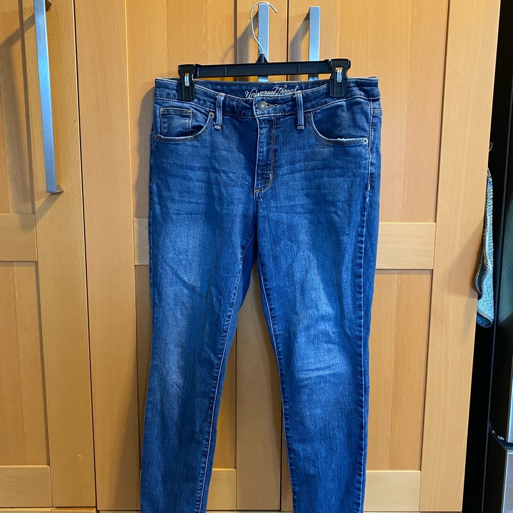 Universal Thread Skinny Blue Jeans Essential Denim